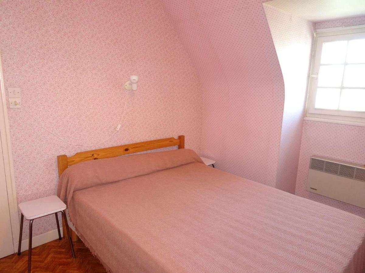 Apartment, Matignon Bagian luar foto